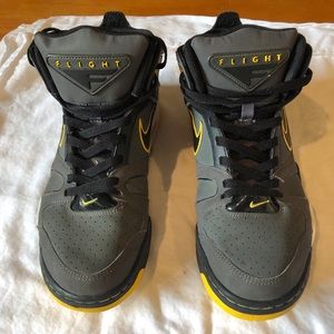 Nike Flight Falcon sneakers